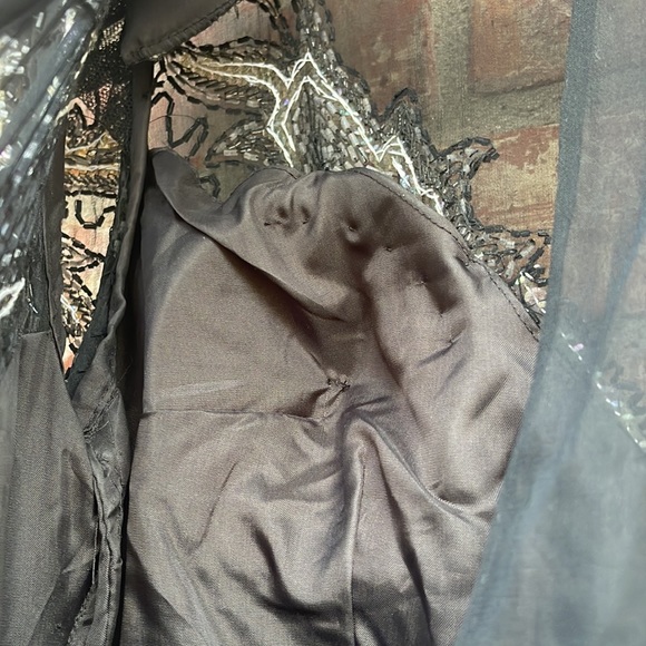 Lillie Rubin vintage silk sequence phot does not do justice on this dress. - Picture 11 of 13